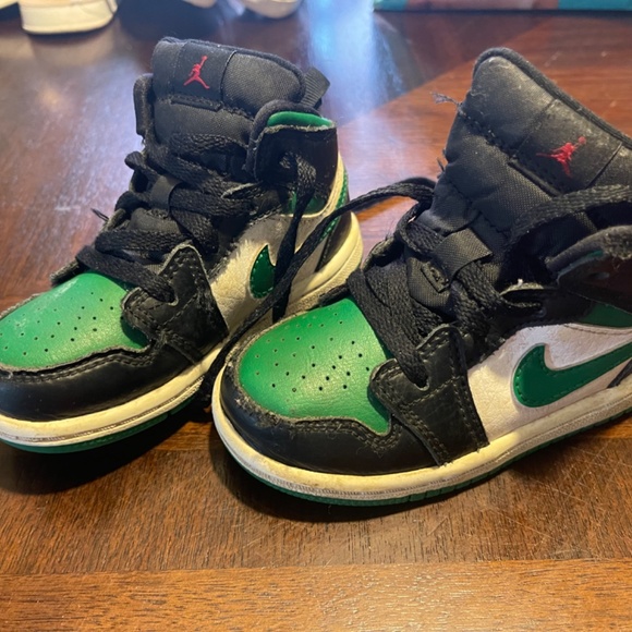 Jordan - Picture 2 of 4